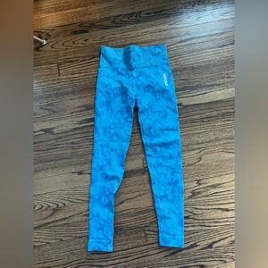 Gymshark adapt camo leggings size small in blue
